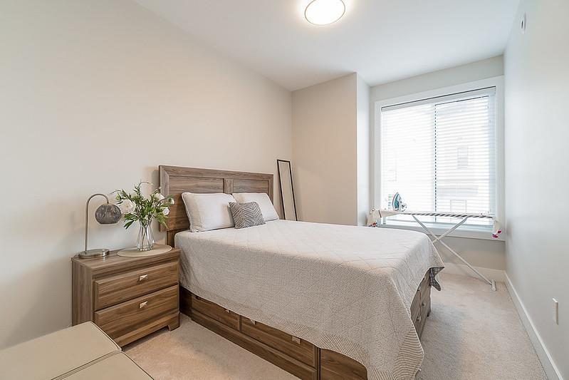 33 16511 Watson Drive, Surrey, British Columbia  V4N 6T7 - Photo 2 - R3069892