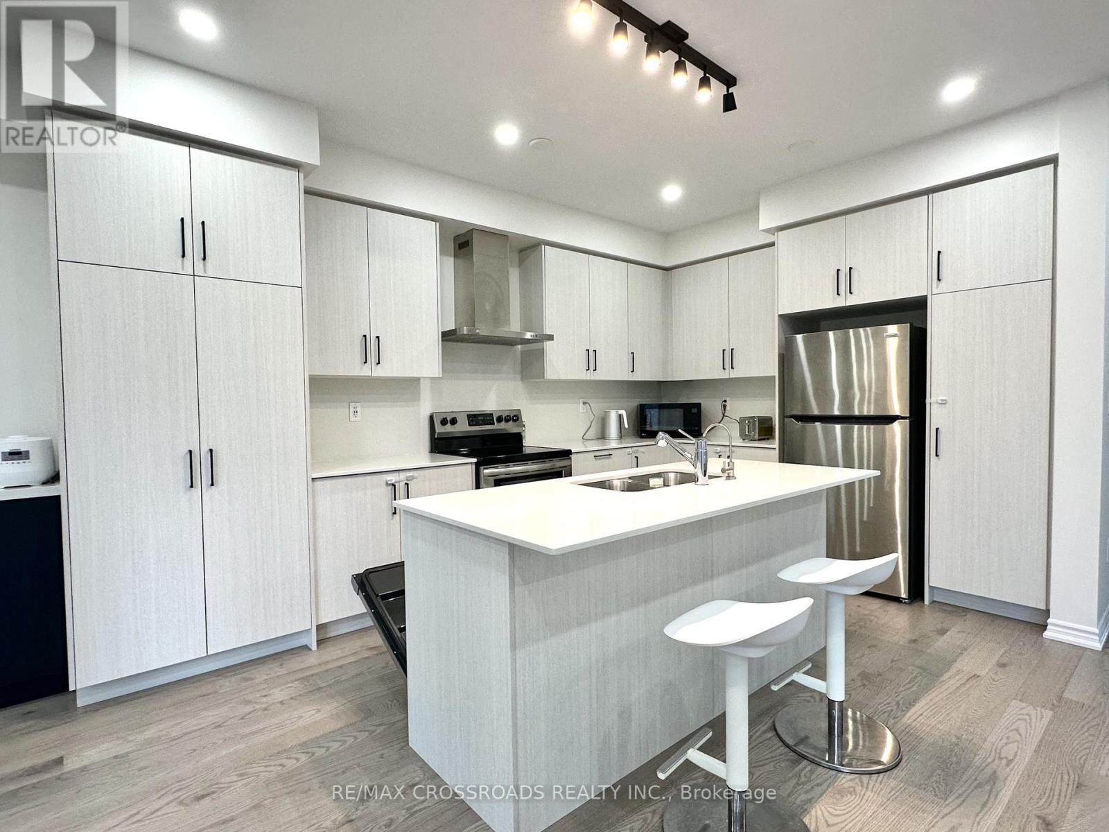 493 Twin Streams Road, Whitby, Ontario  L1P 0P6 - Photo 7 - E12583756