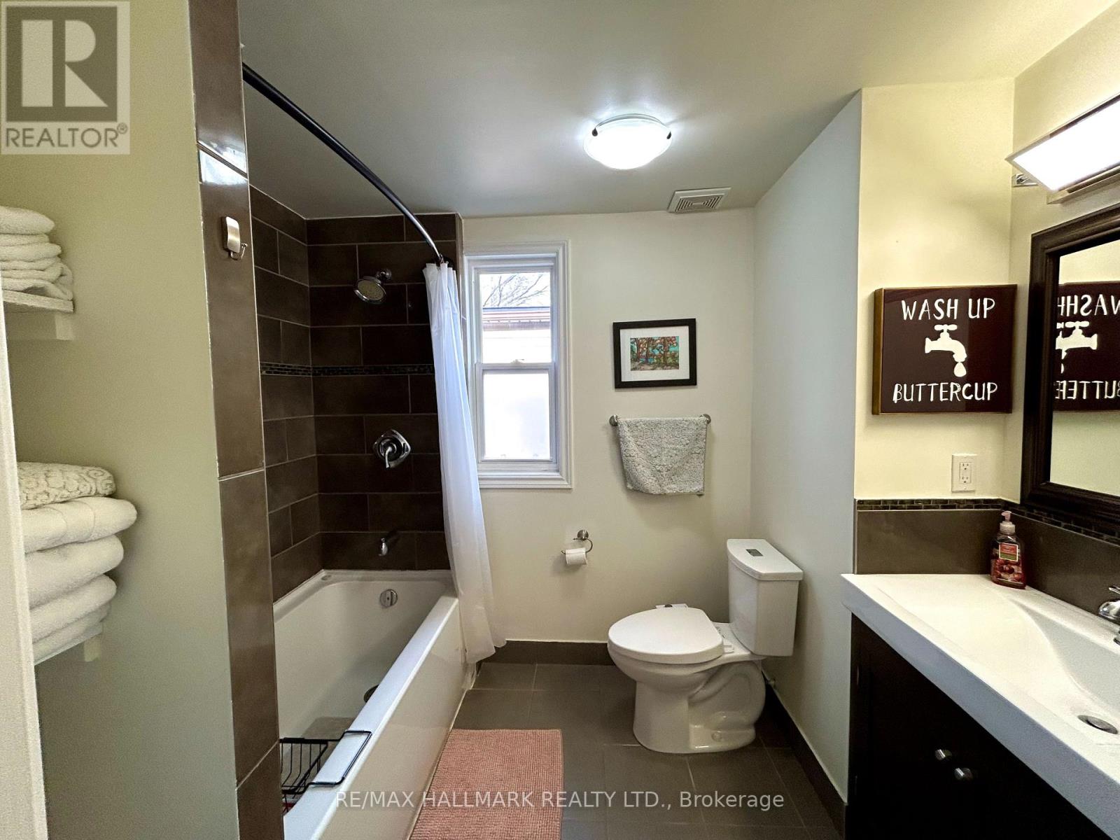 2 - 18 Pape Avenue, Toronto, Ontario  M4M 2V6 - Photo 13 - E12583794