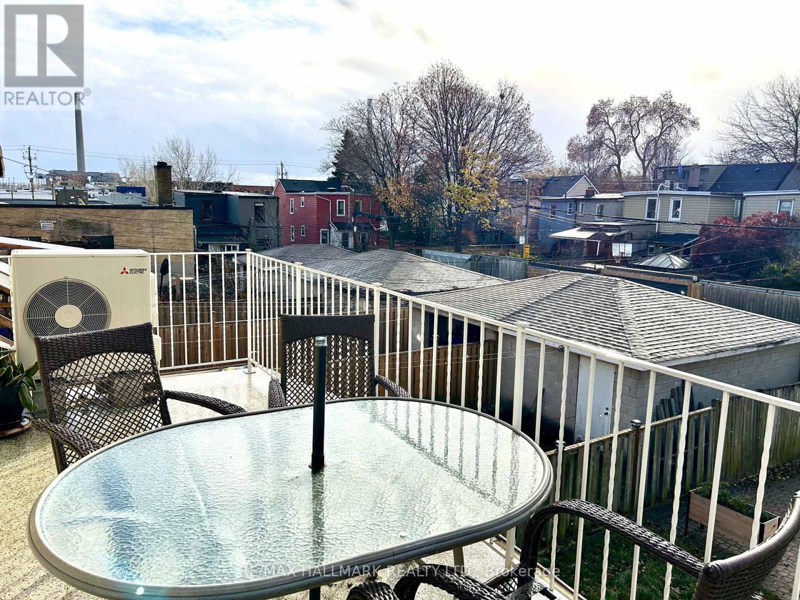 2 - 18 Pape Avenue, Toronto, Ontario  M4M 2V6 - Photo 15 - E12583794