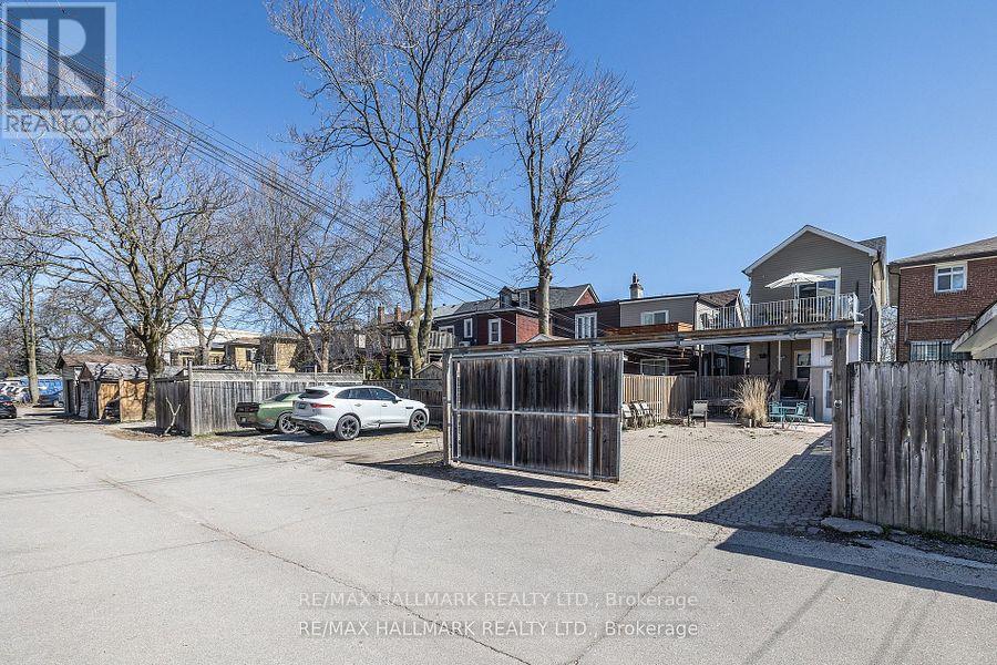 2 - 18 Pape Avenue, Toronto, Ontario  M4M 2V6 - Photo 17 - E12583794