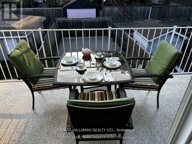 2 - 18 Pape Avenue, Toronto, Ontario  M4M 2V6 - Photo 3 - E12583794