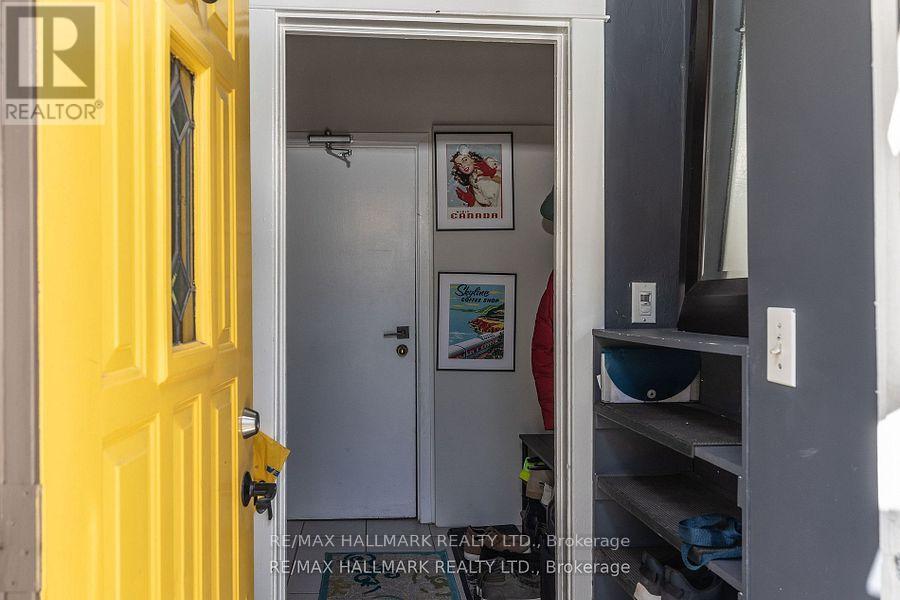 2 - 18 Pape Avenue, Toronto, Ontario  M4M 2V6 - Photo 6 - E12583794