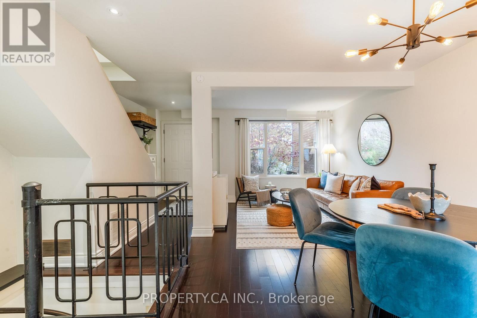 142 Galt Avenue, Toronto, Ontario  M4M 2Z3 - Photo 13 - E12583814