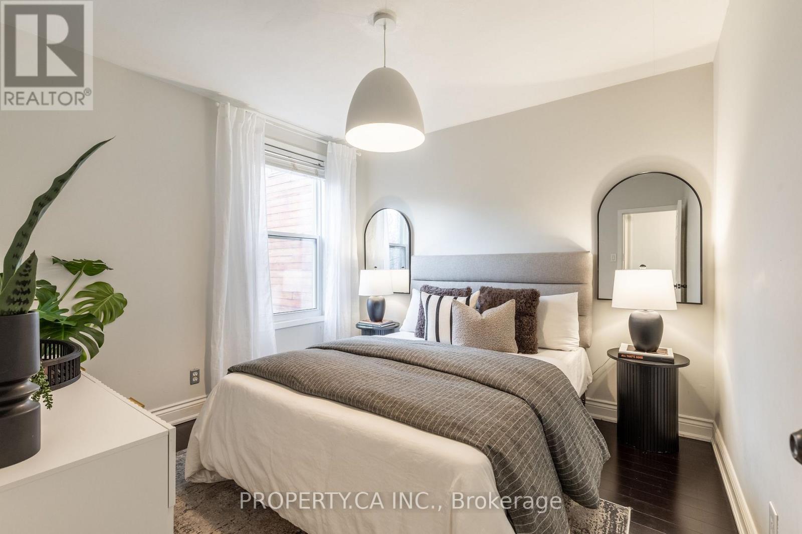 142 Galt Avenue, Toronto, Ontario  M4M 2Z3 - Photo 21 - E12583814