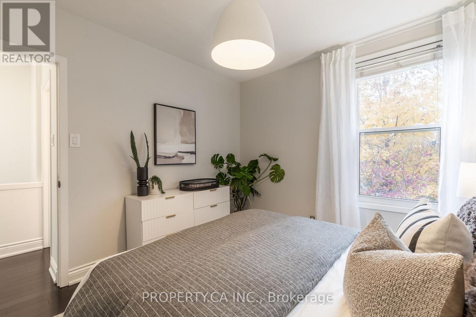 142 Galt Avenue, Toronto, Ontario  M4M 2Z3 - Photo 22 - E12583814