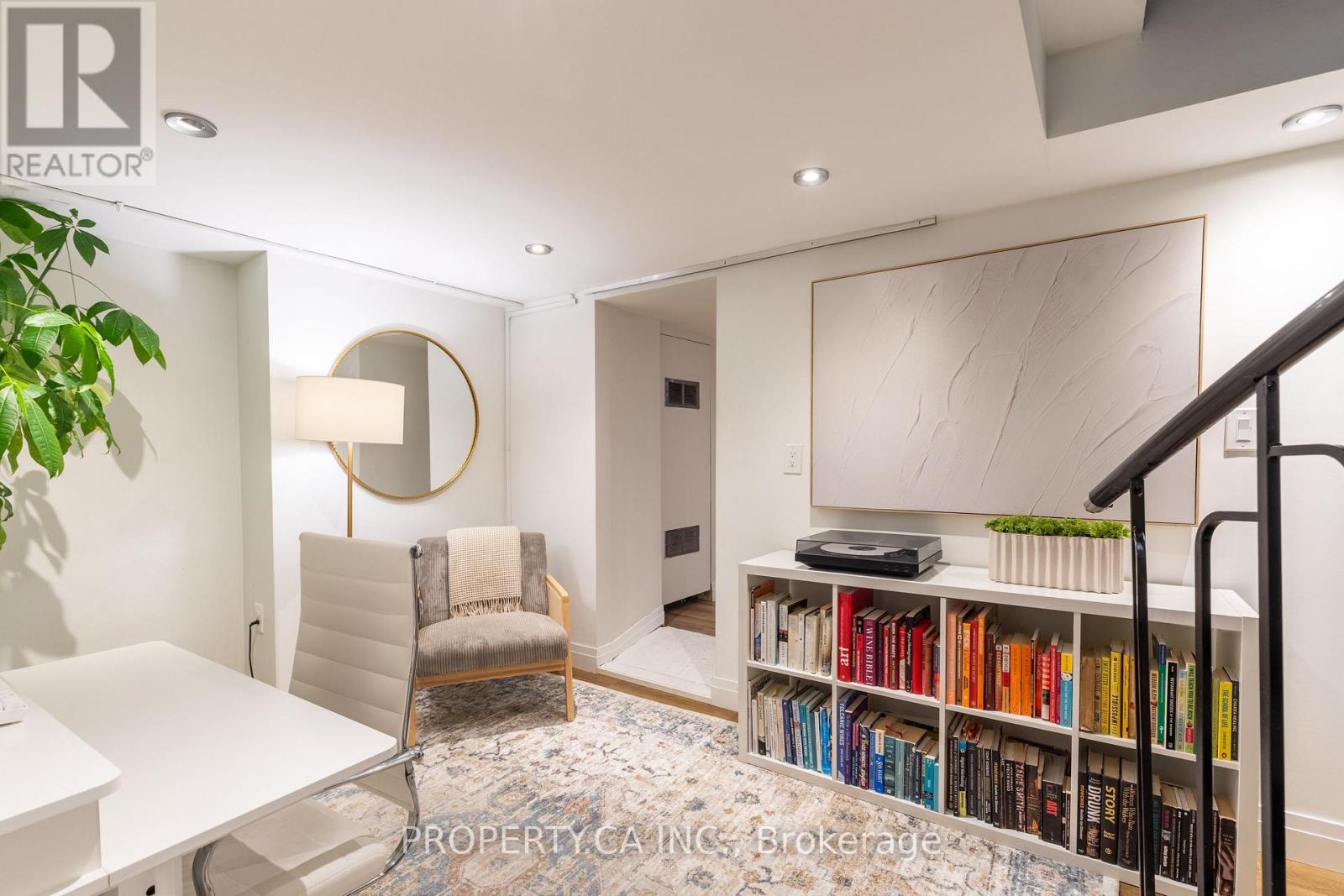 142 Galt Avenue, Toronto, Ontario  M4M 2Z3 - Photo 28 - E12583814