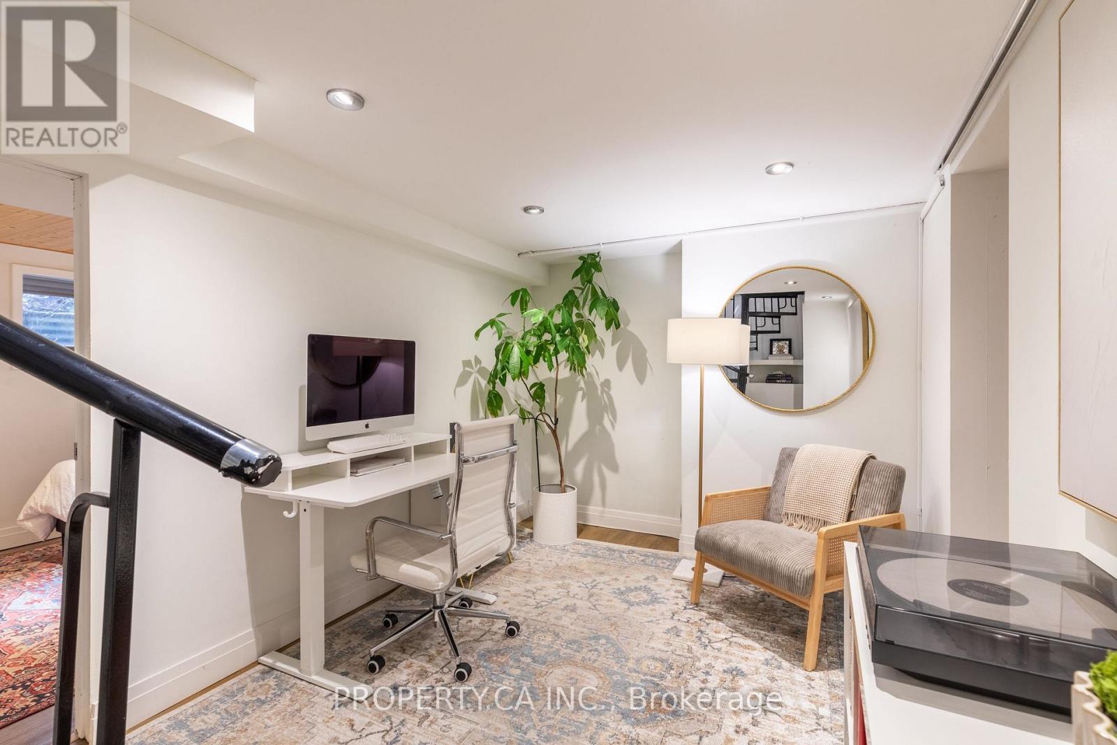 142 Galt Avenue, Toronto, Ontario  M4M 2Z3 - Photo 29 - E12583814