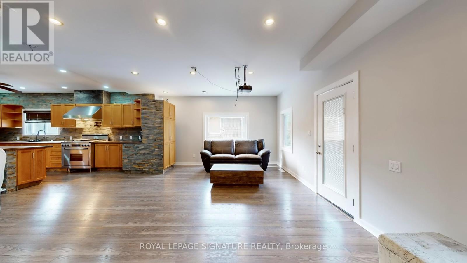 94 Mill Street, Uxbridge, Ontario  L9P 1H4 - Photo 5 - N12583766