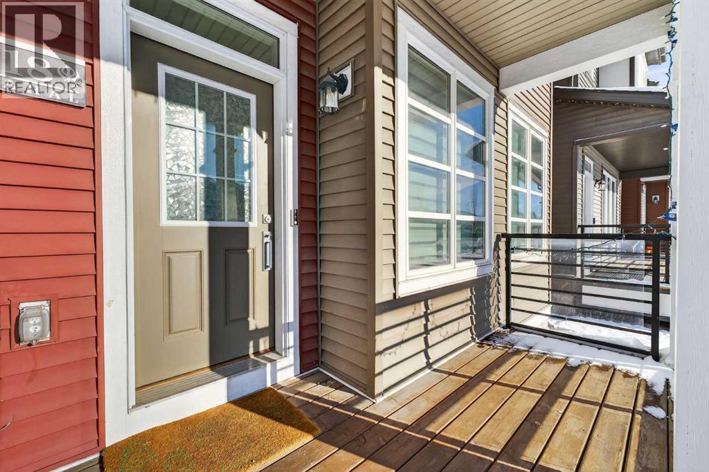 18 Savanna Drive Ne, Calgary, Alberta  T3J 2H4 - Photo 3 - A2272350