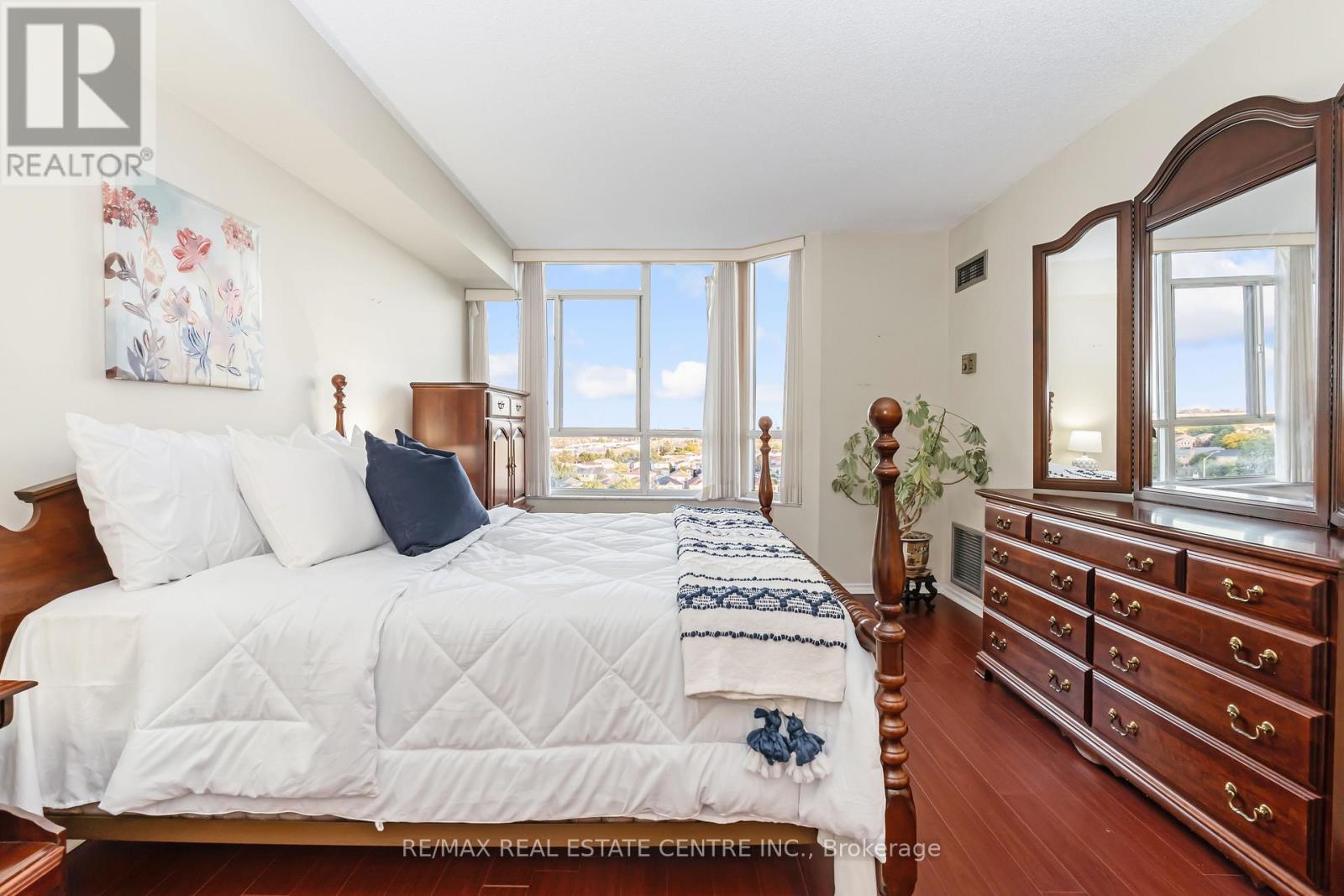 802 - 20 Cherrytree Drive, Brampton, Ontario  L6Y 3V1 - Photo 31 - W12583796