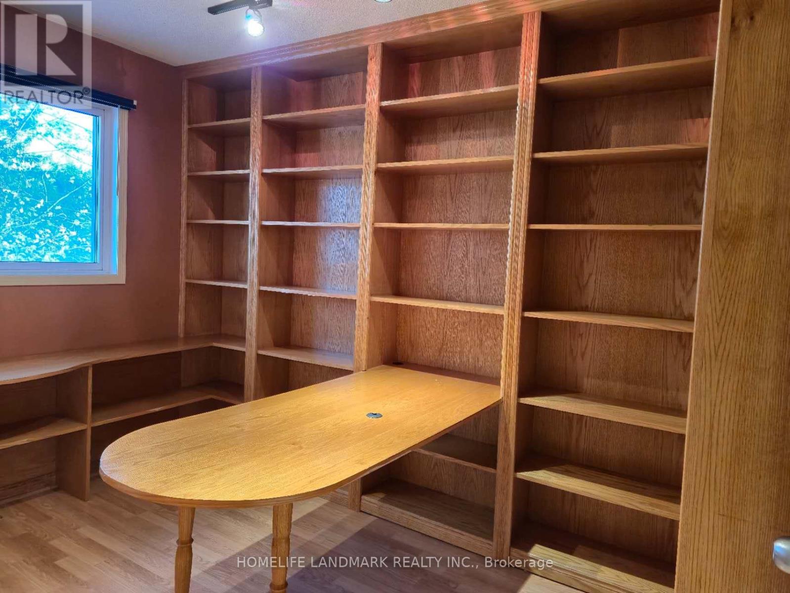 4201 Wakefield Crescent, Mississauga, Ontario  L5C 4M2 - Photo 15 - W12583810