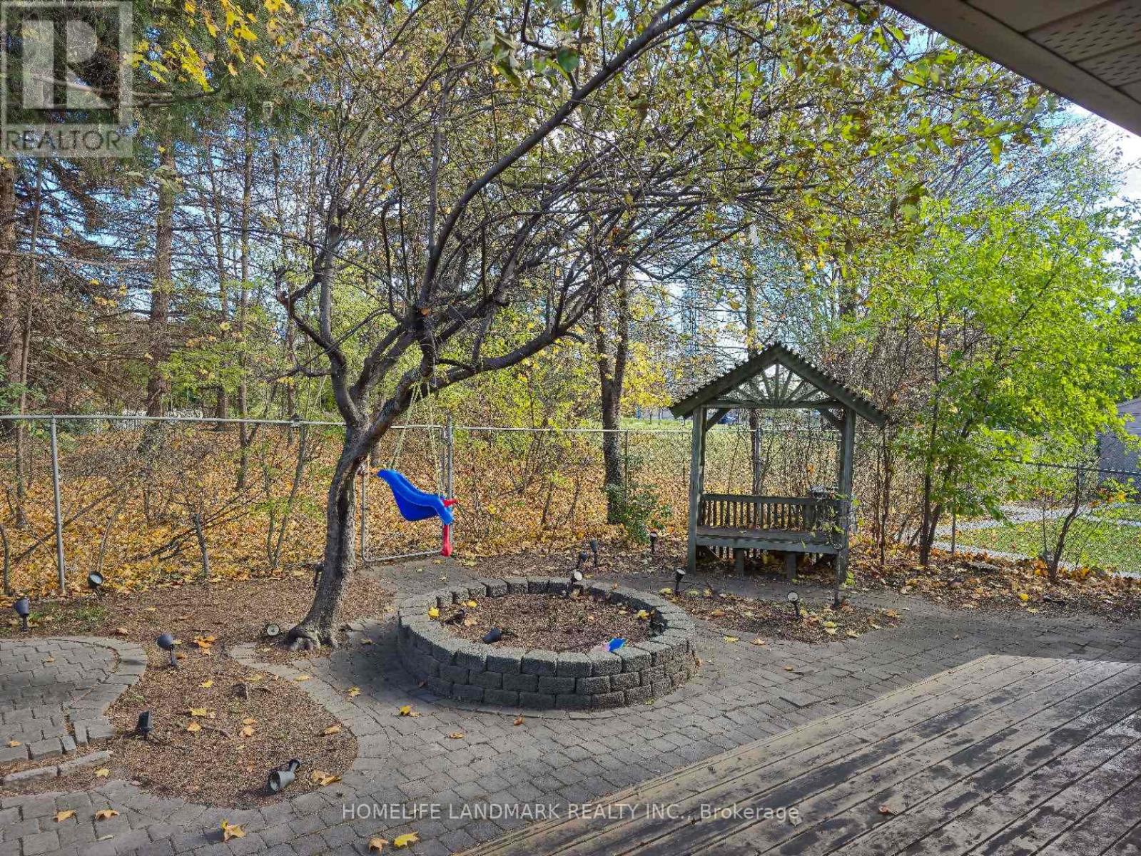 4201 Wakefield Crescent, Mississauga, Ontario  L5C 4M2 - Photo 21 - W12583810