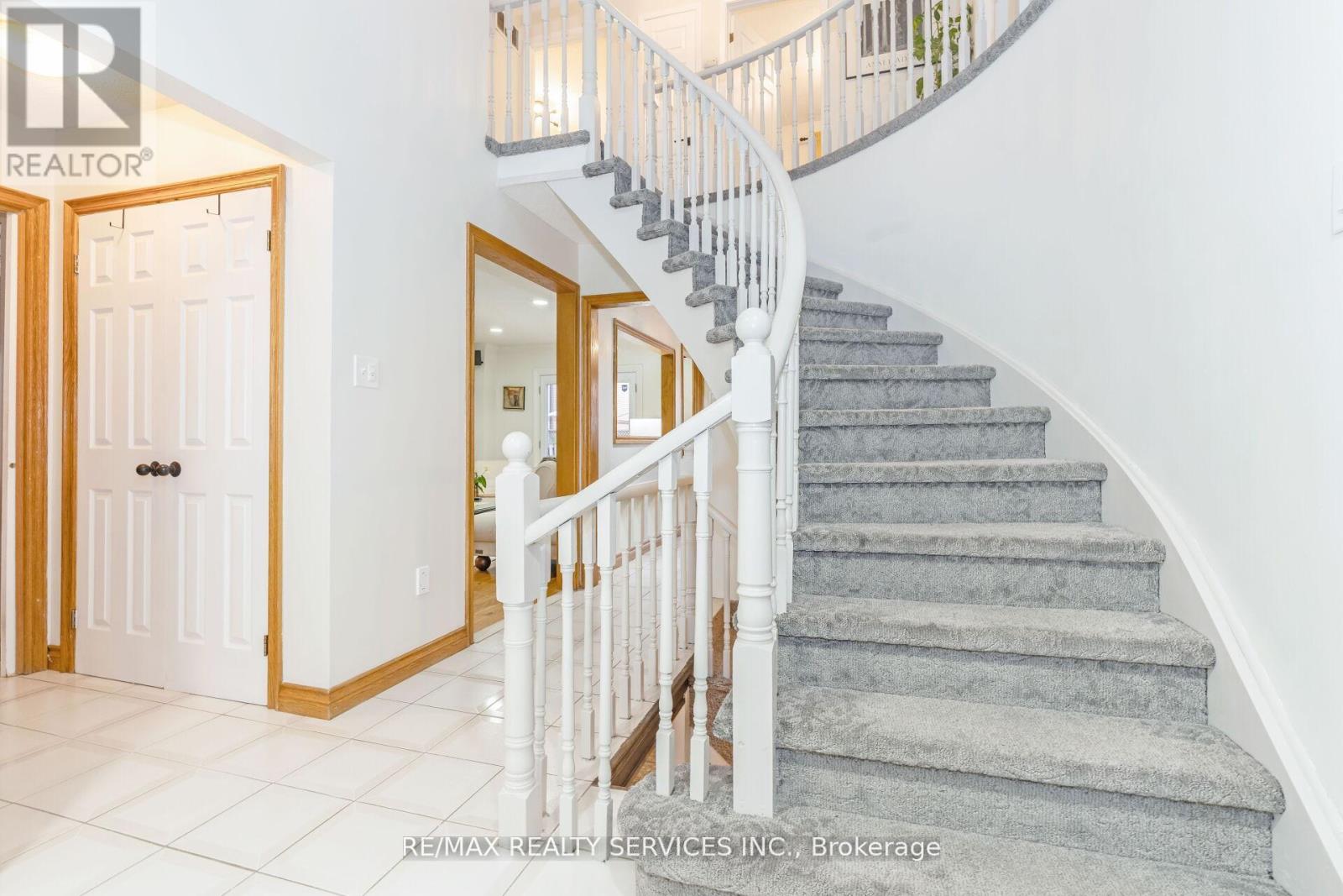 18 Mitchell Avenue, Brampton, Ontario  L6Z 1H3 - Photo 21 - W12583828