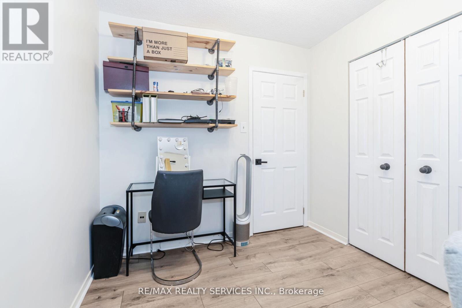 18 Mitchell Avenue, Brampton, Ontario  L6Z 1H3 - Photo 30 - W12583828