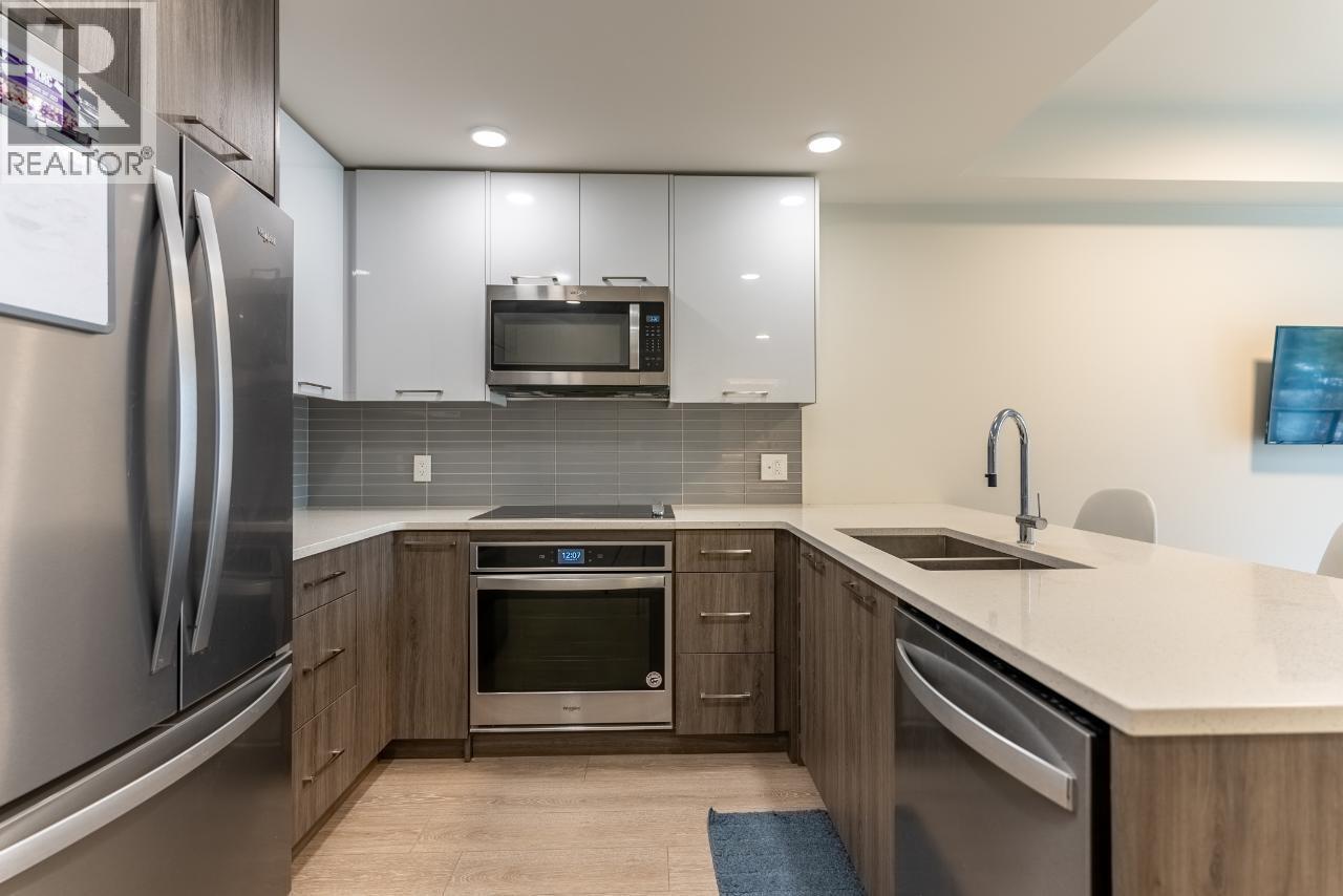 885 University Drive Unit# 204, Kamloops, British Columbia V2C 0K2 - Photo 3 - 10370178