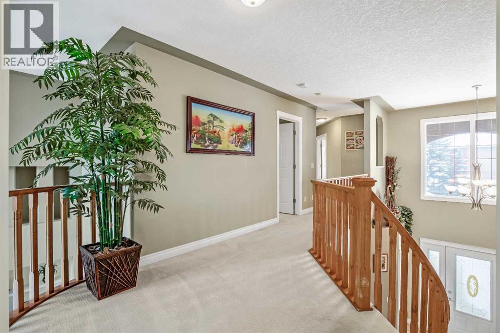 26 Simcrest Manor Sw, Calgary, Alberta  T3H 4K1 - Photo 21 - A2272875