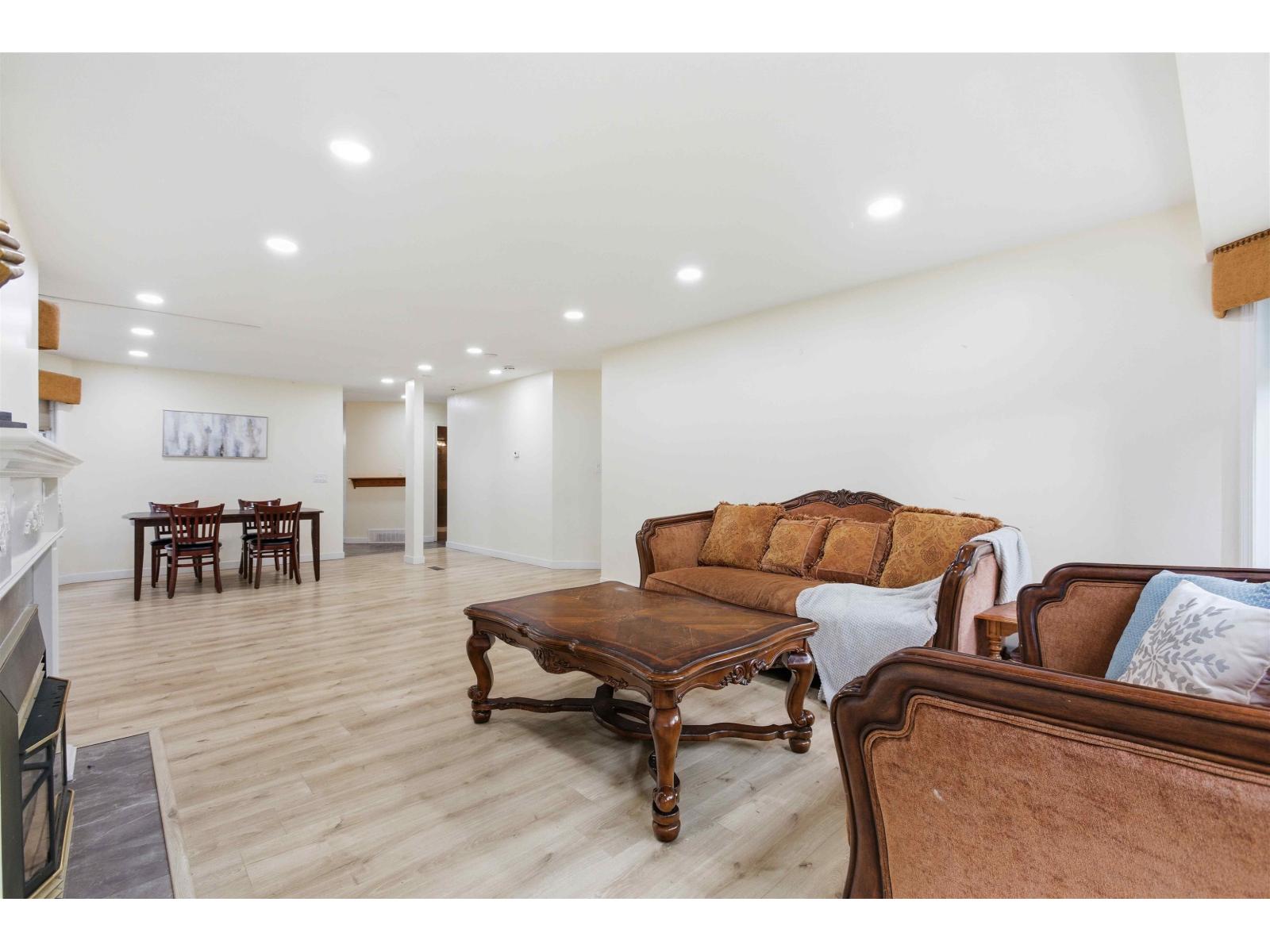 11142 85a Avenue, Delta, British Columbia  V4C 7C8 - Photo 11 - R3066026