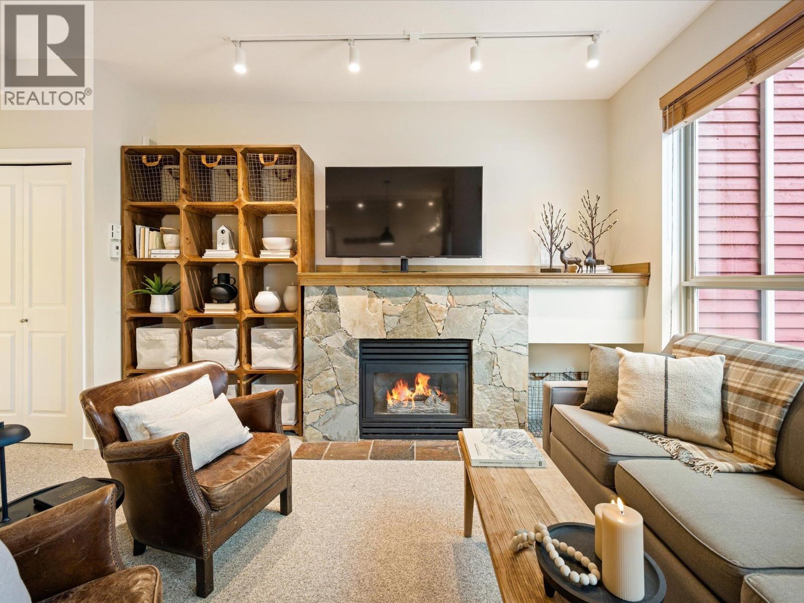 16 4385 NORTHLANDS BOULEVARD, Whistler, British Columbia