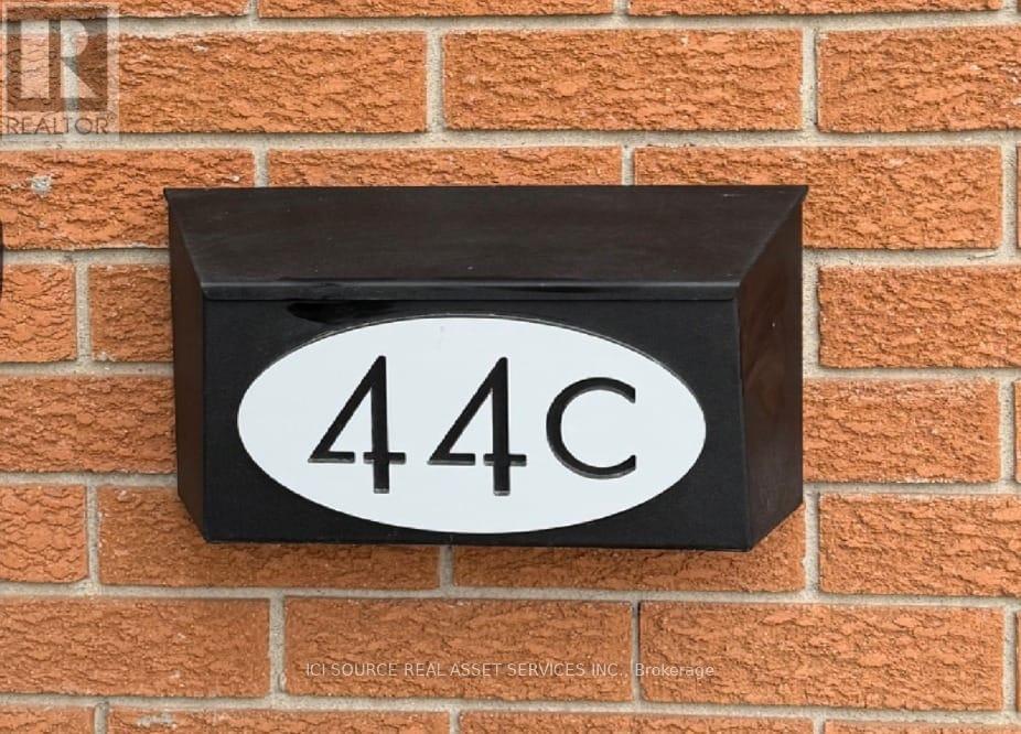 C - 44 Patterson Avenue, Brantford, Ontario N3S 6X2 - Photo 3 - X12561384