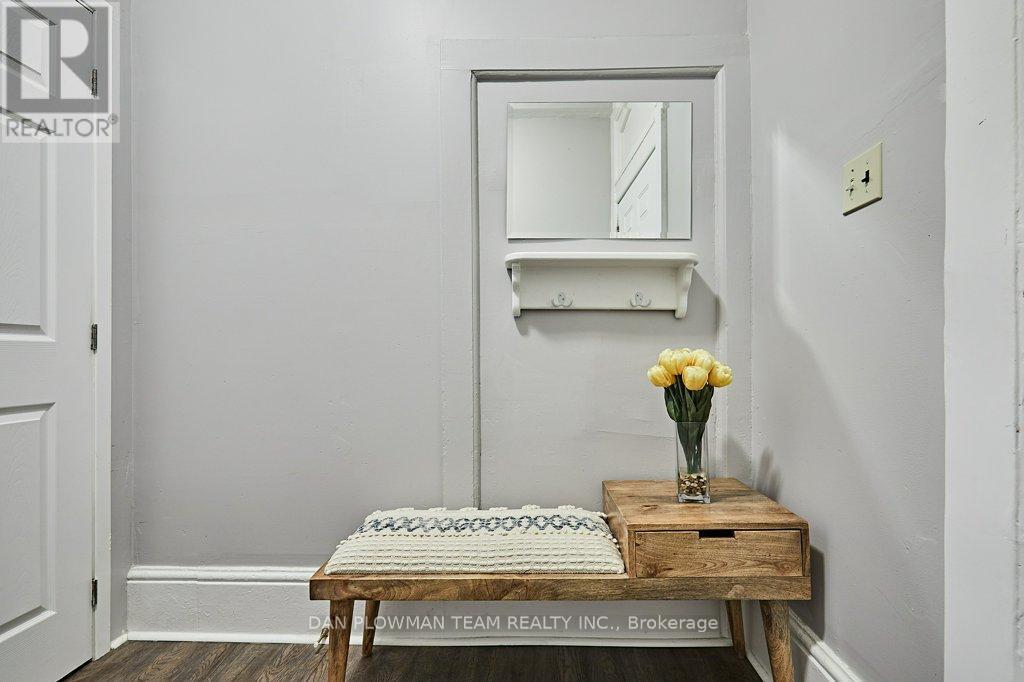 20 Queen Street, Kawartha Lakes, Ontario  K9V 1E9 - Photo 18 - X12583760