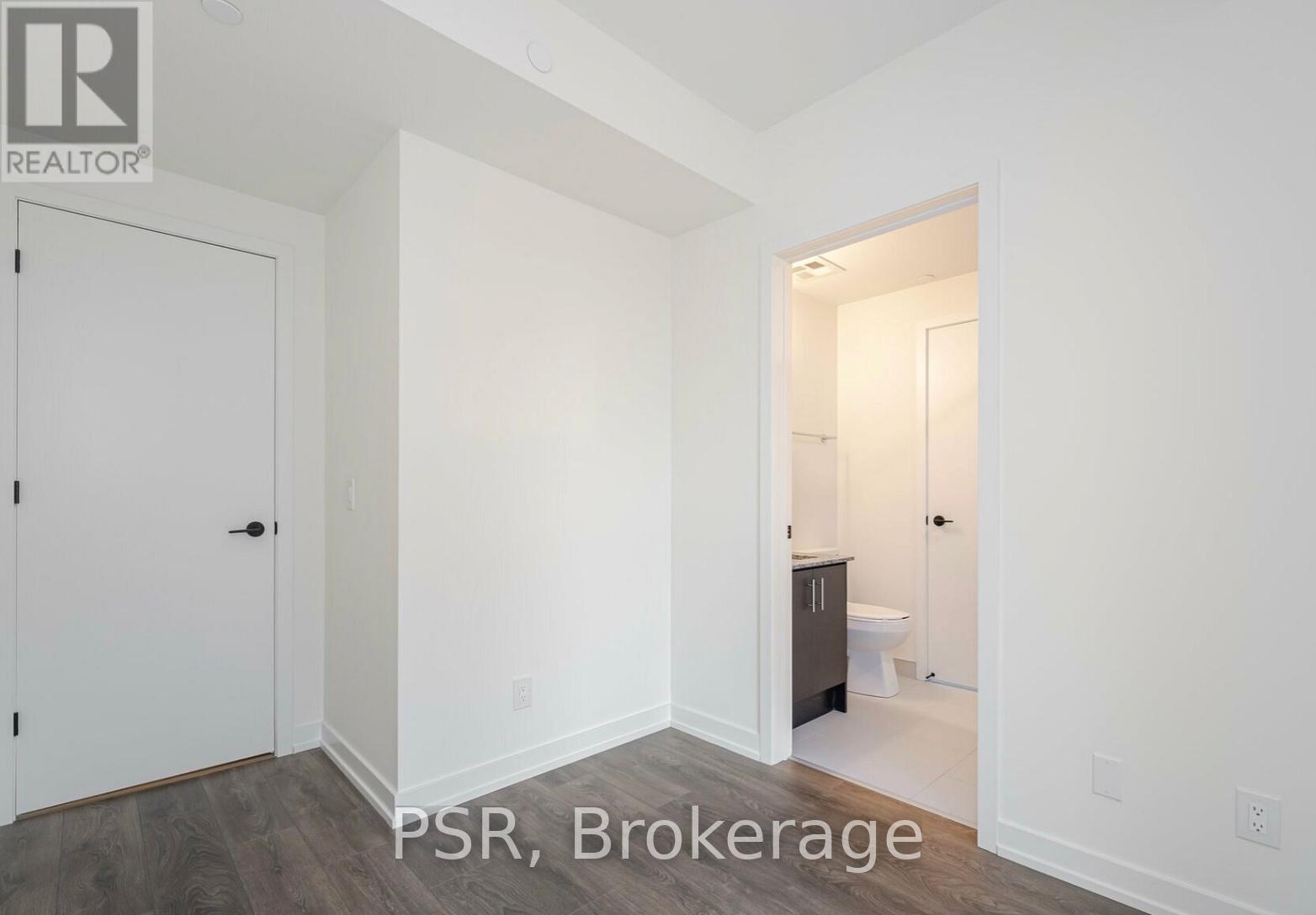 214 - 335 Wheat Boom Drive, Oakville, Ontario  L6H 7X4 - Photo 11 - W12466493