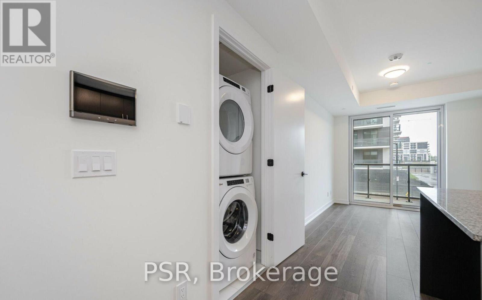 214 - 335 Wheat Boom Drive, Oakville, Ontario  L6H 7X4 - Photo 12 - W12466493