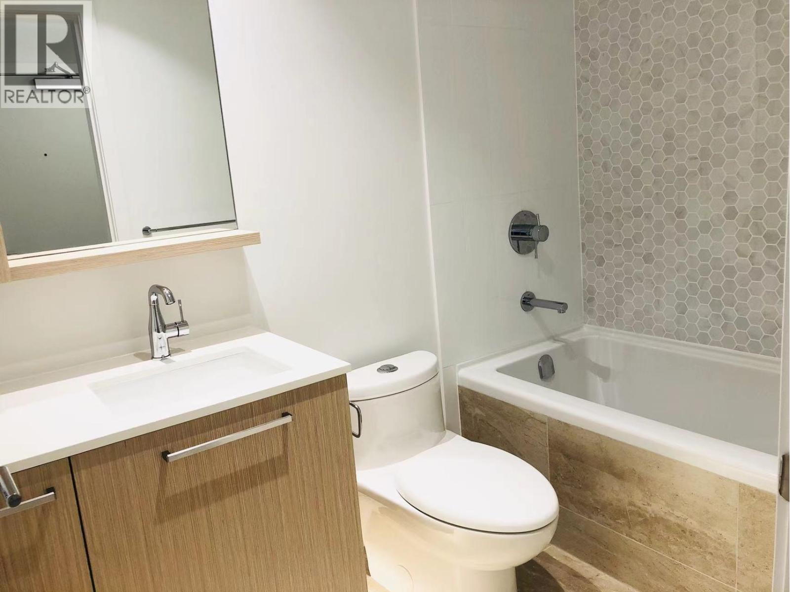 1907 567 Clarke Road, Coquitlam, British Columbia  V3J 3X4 - Photo 3 - R3070777