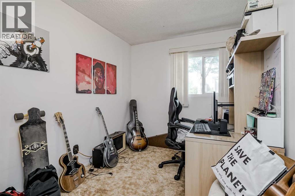 4928 45 Street Sw, Calgary, Alberta  T3E 3W4 - Photo 19 - A2266312