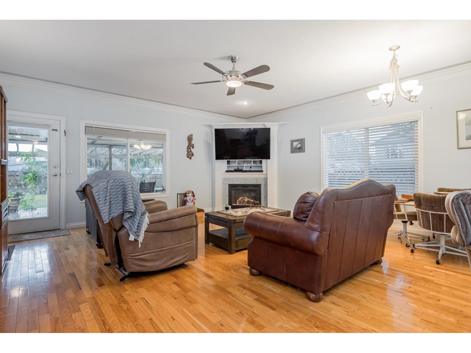 32993 Hawthorne Avenue, Mission, British Columbia  V2V 7C3 - Photo 7 - R3070780