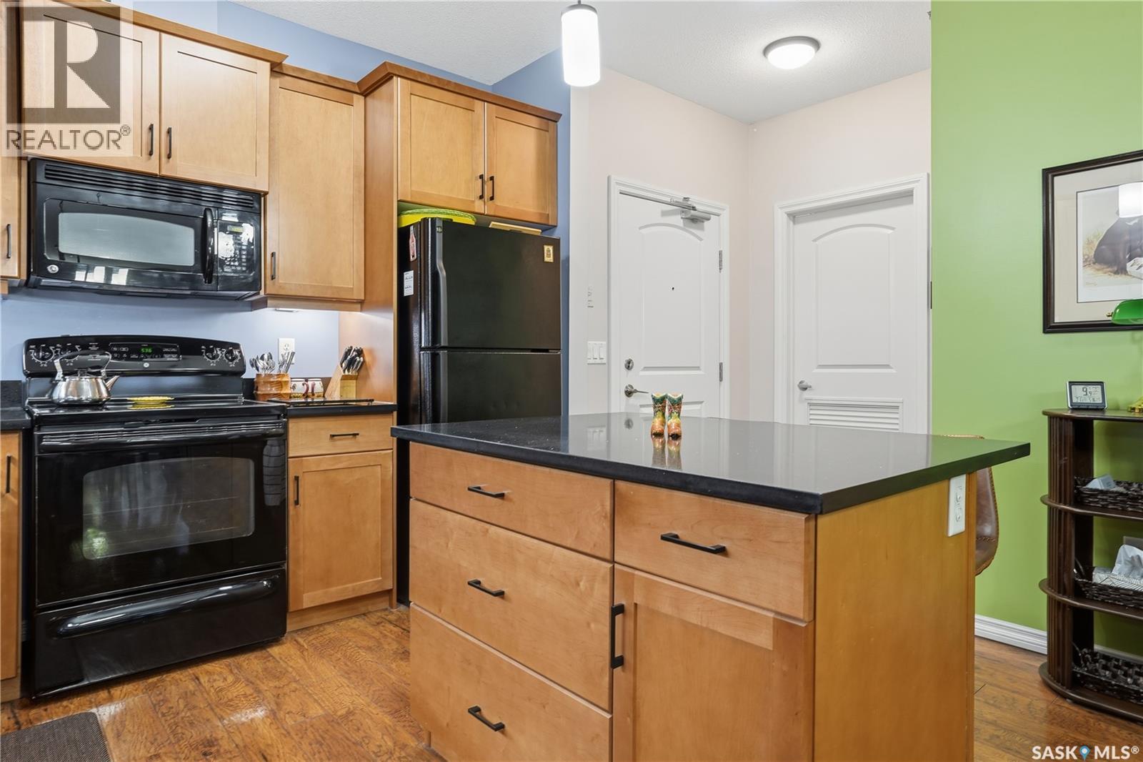 301 2160 Heseltine Road, Regina, Saskatchewan  S4V 1L2 - Photo 8 - SK021306