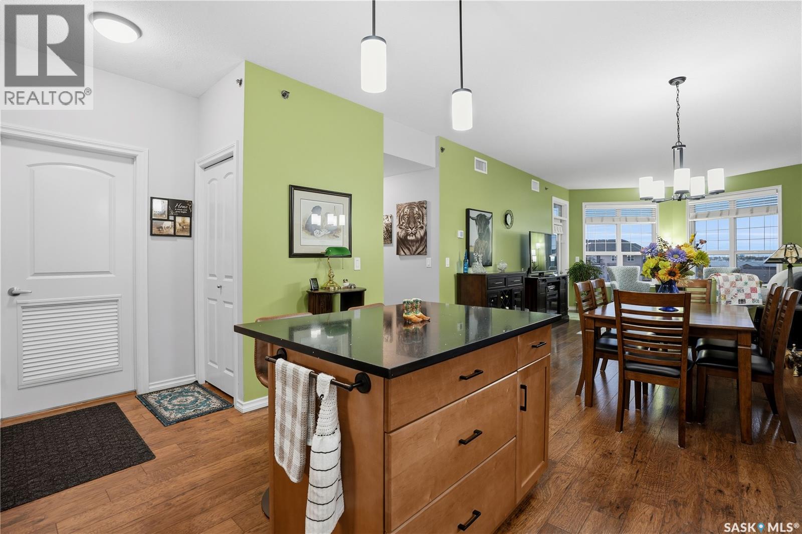 301 2160 Heseltine Road, Regina, Saskatchewan  S4V 1L2 - Photo 9 - SK021306