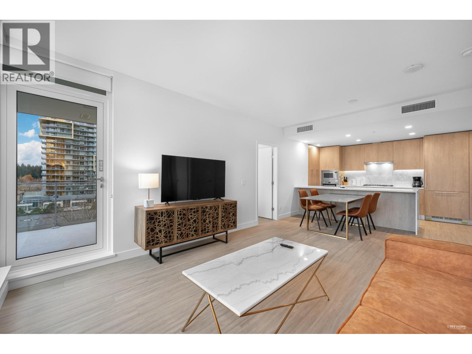 703 6398 Silver Avenue, Burnaby, British Columbia  V5H 0K7 - Photo 4 - R3070747