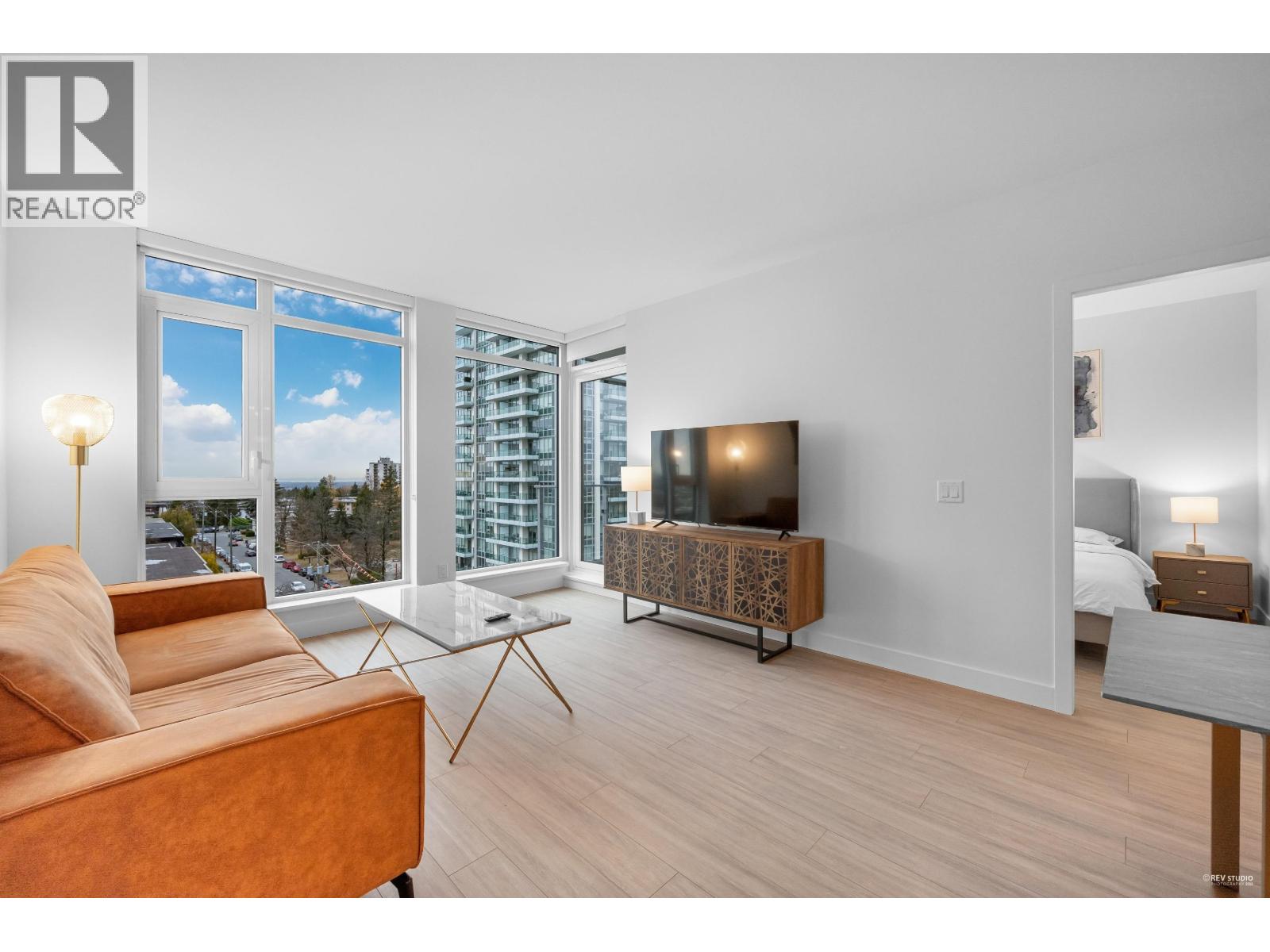 703 6398 Silver Avenue, Burnaby, British Columbia  V5H 0K7 - Photo 3 - R3070747