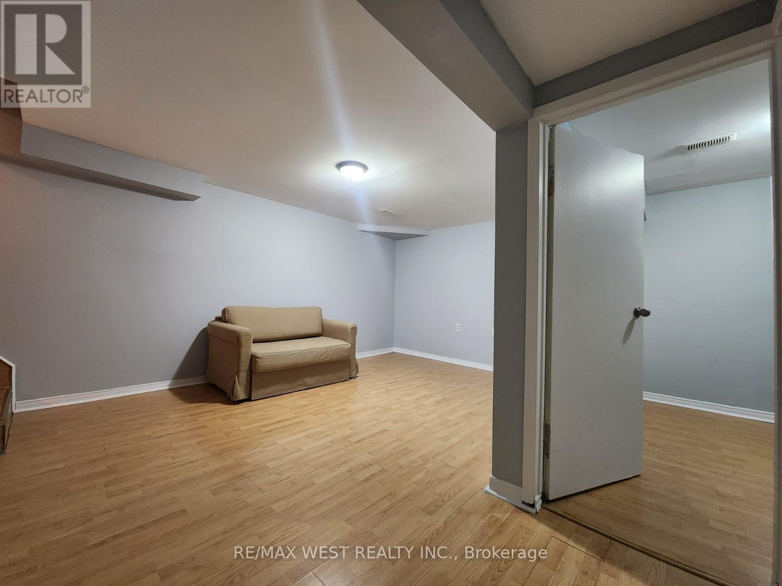 Basement - 4250 Jefton Crescent, Mississauga, Ontario  L5L 1Z3 - Photo 16 - W12583832