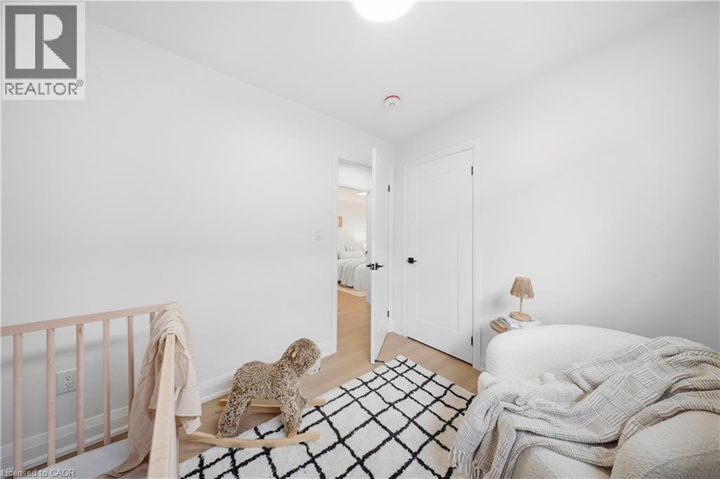 11 Garside Avenue S, Hamilton, Ontario  L8K 2V7 - Photo 12 - 40790795