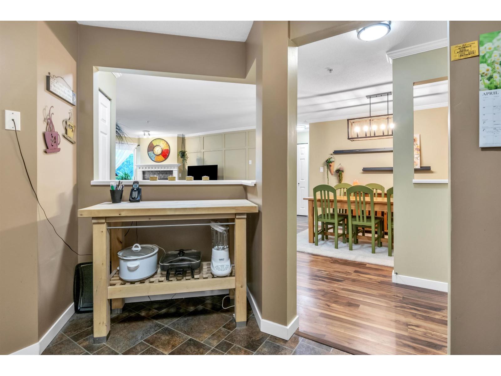 108 32044 Old Yale Road, Abbotsford, British Columbia  V2T 2C9 - Photo 6 - R3070773