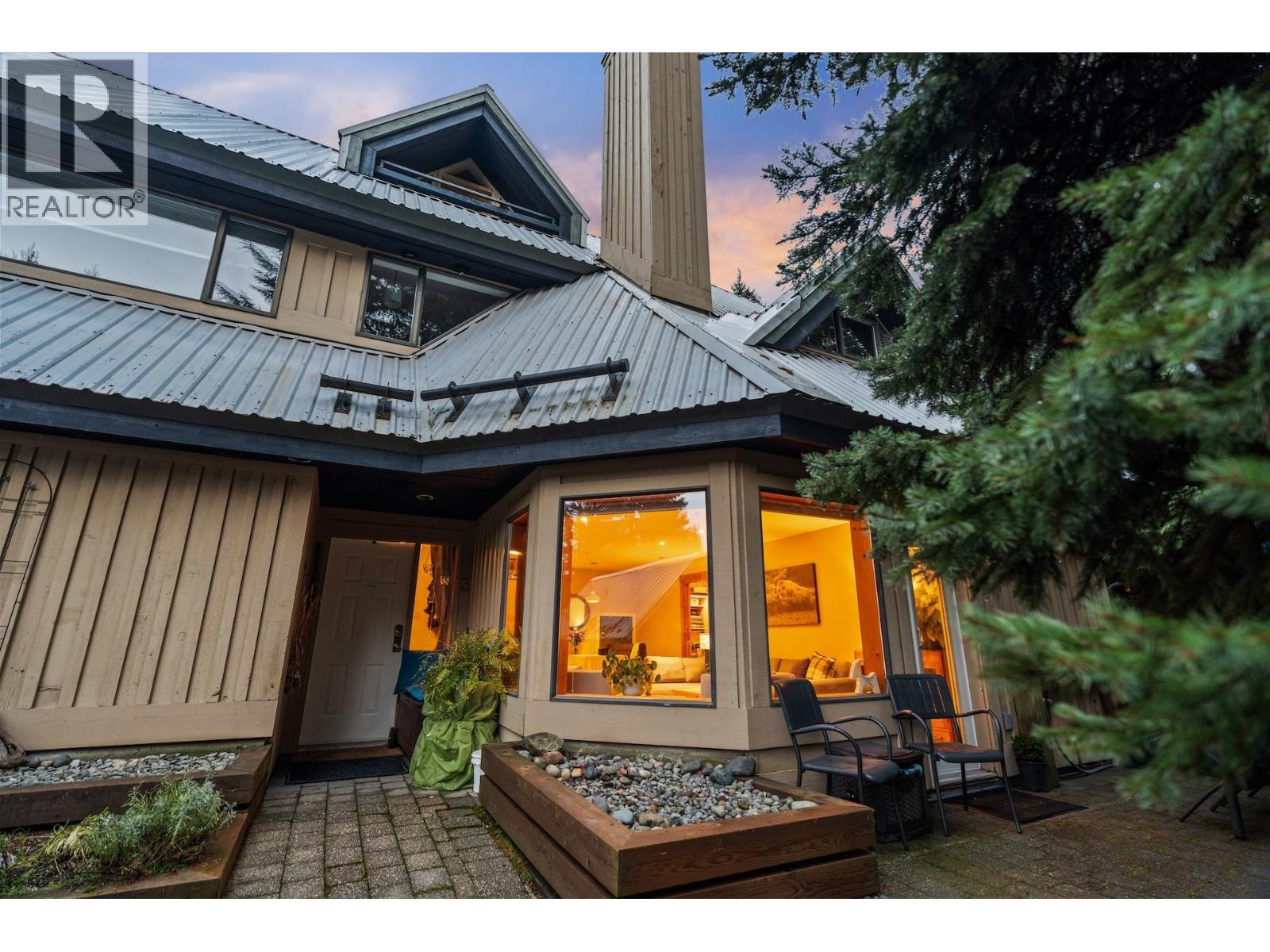 3 4725 Spearhead Drive, Whistler, British Columbia  V8E 0A3 - Photo 19 - R3070790