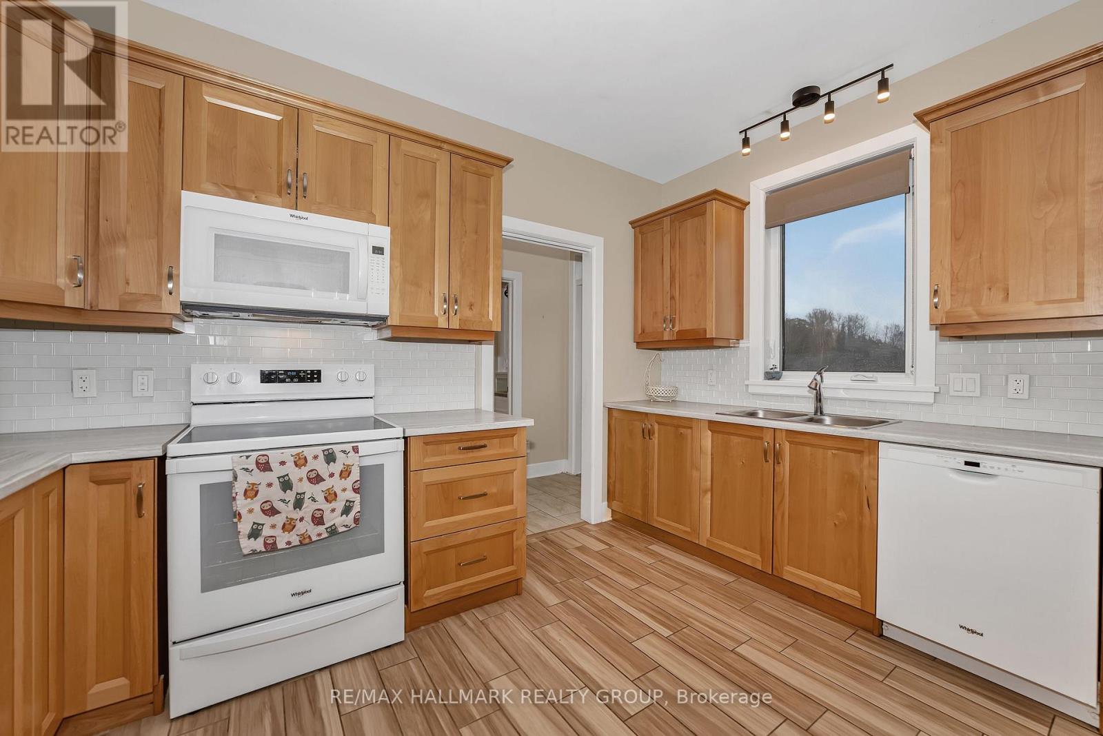 998 Pioneer Road, Merrickville-Wolford, Ontario  K0G 1N0 - Photo 15 - X12583842