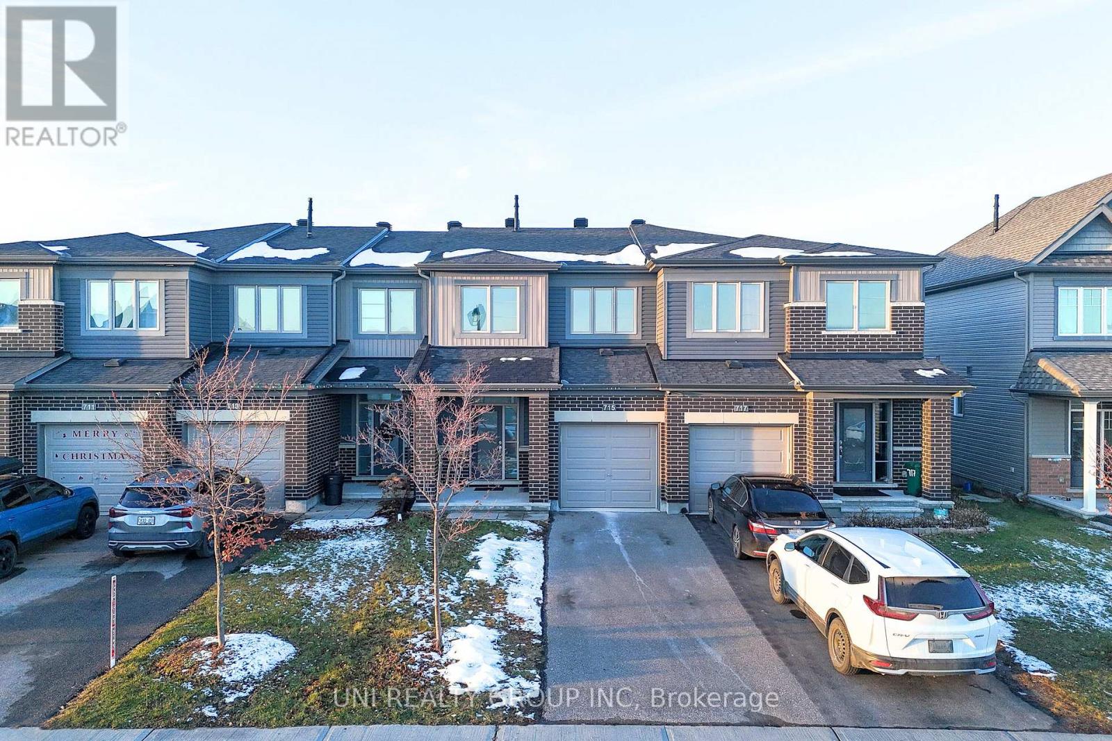 715 Decoeur Drive, Ottawa, Ontario K4A 1H2 - Photo 2 - X12583850