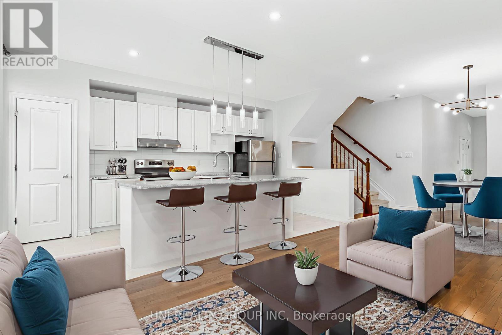 715 Decoeur Drive, Ottawa, Ontario K4A 1H2 - Photo 9 - X12583850