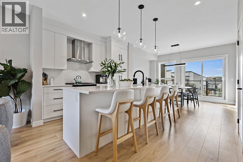 2225 77 Street Sw, Calgary, Alberta  T3H 6E1 - Photo 7 - A2263677