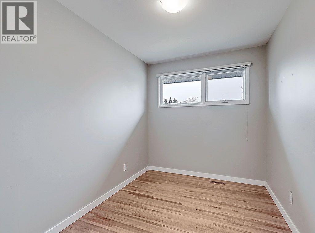 56 Glenpatrick Drive Sw, Calgary, Alberta  T3E 4L6 - Photo 13 - A2270072