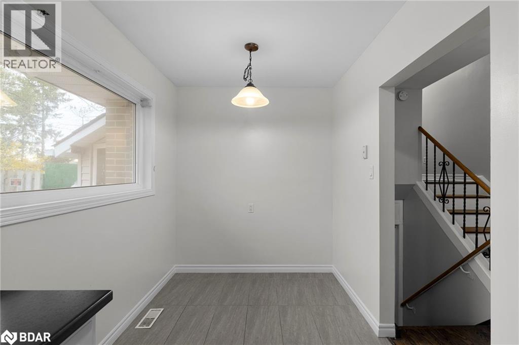 65 Ottaway Avenue, Barrie, Ontario  L4M 2X1 - Photo 13 - 40791105