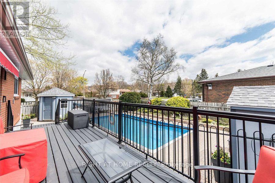 1094 Ronlea Avenue, Oshawa, Ontario  L1H 2X9 - Photo 11 - E12583880