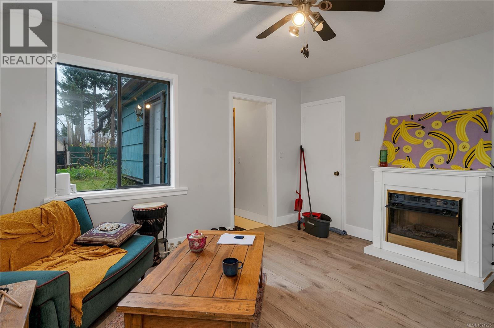 517 Dogwood St, Campbell River, British Columbia  V9W 2Y4 - Photo 3 - 1021235