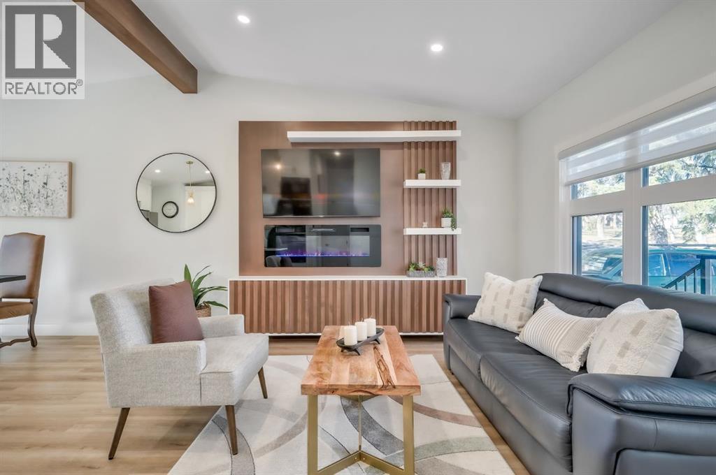 2003 Christie Road Nw, Calgary, Alberta  T2L 0V6 - Photo 4 - A2246469