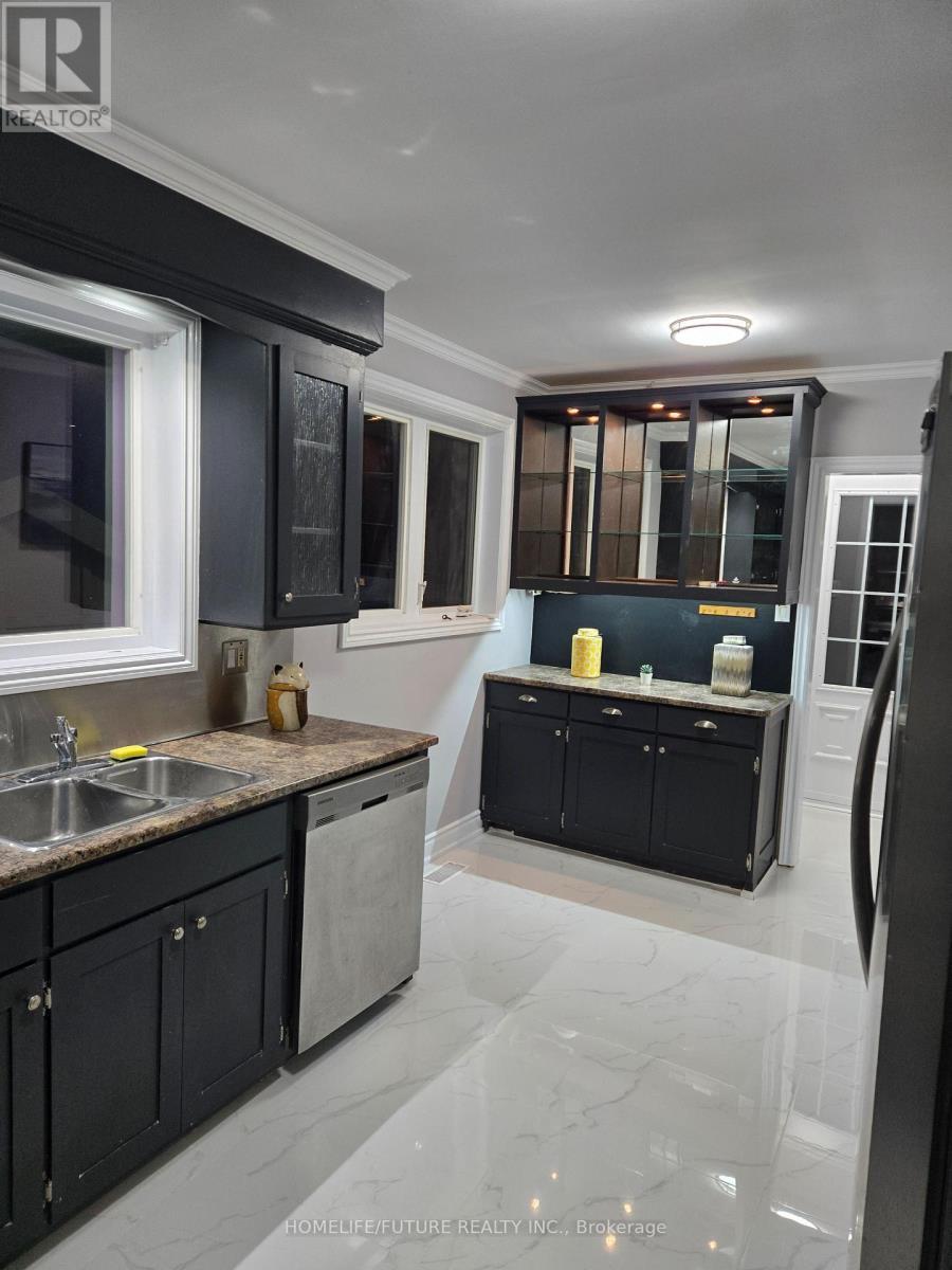 203 Crawforth Street, Whitby, Ontario  L1N 3S4 - Photo 13 - E12583884