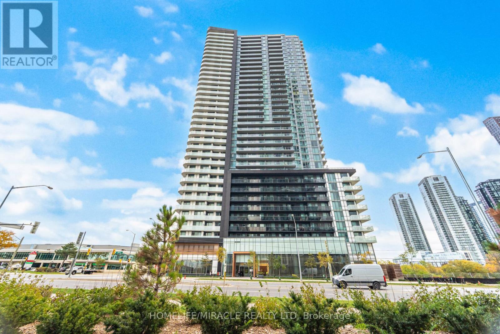 505 - 7895 Jane Street, Vaughan, Ontario L4K 2M7 - Photo 3 - N12583862