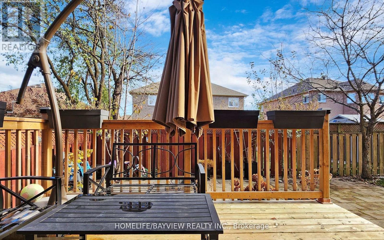 75 Grand Oak Drive, Richmond Hill, Ontario  L4E 4A2 - Photo 5 - N12583890